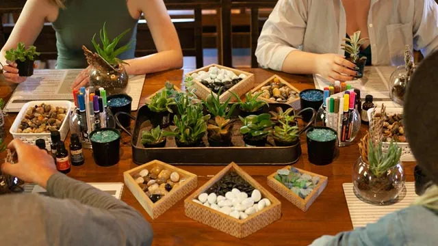 Mindfulness class with crafts and people