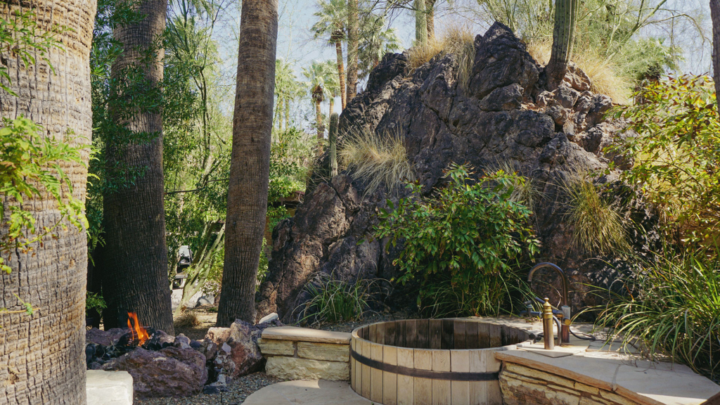 Premium Sky View Cabin - Japanese Soaking Tub and Palm Trees