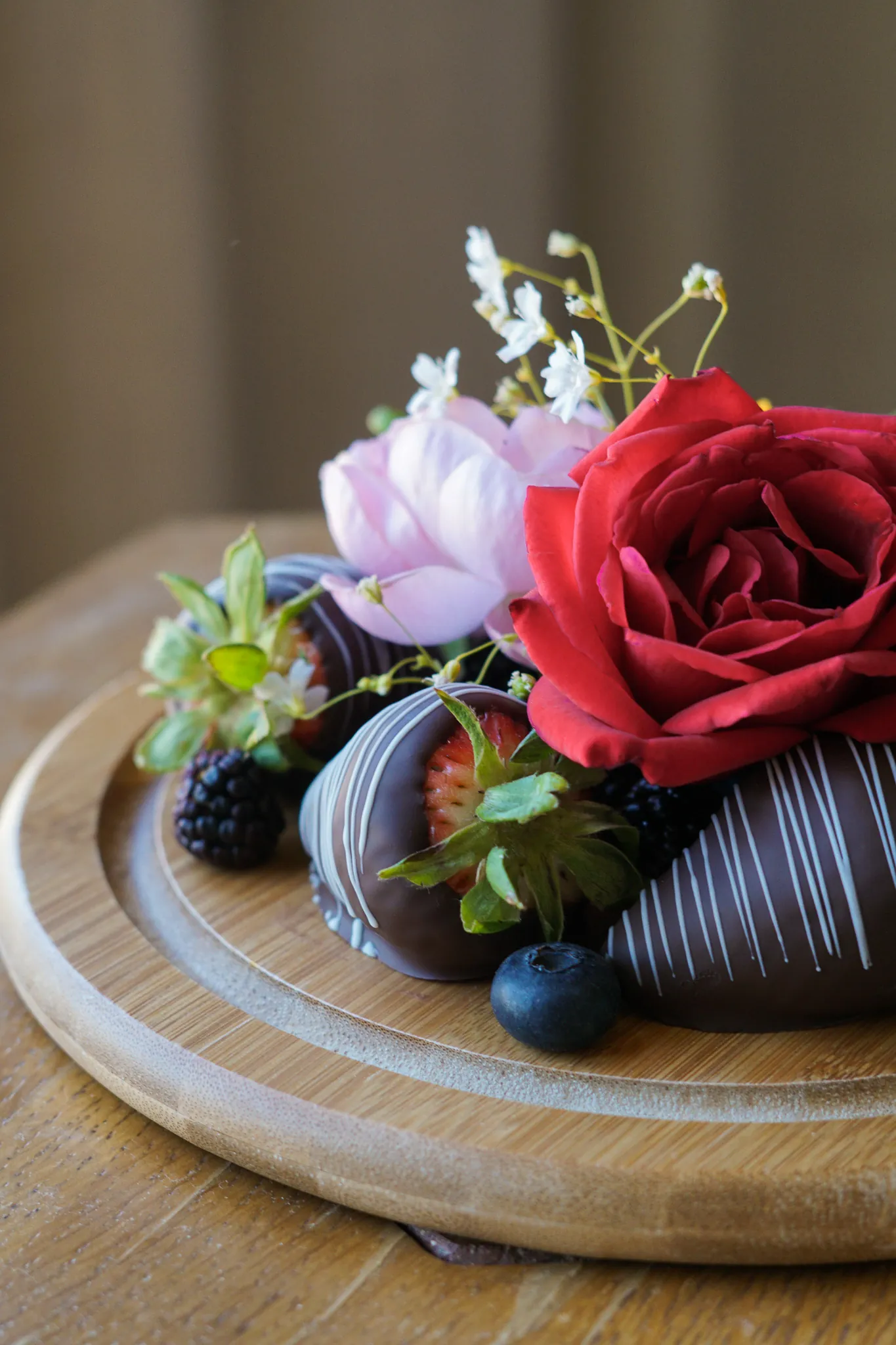 Chocolate Dipped Strawberries